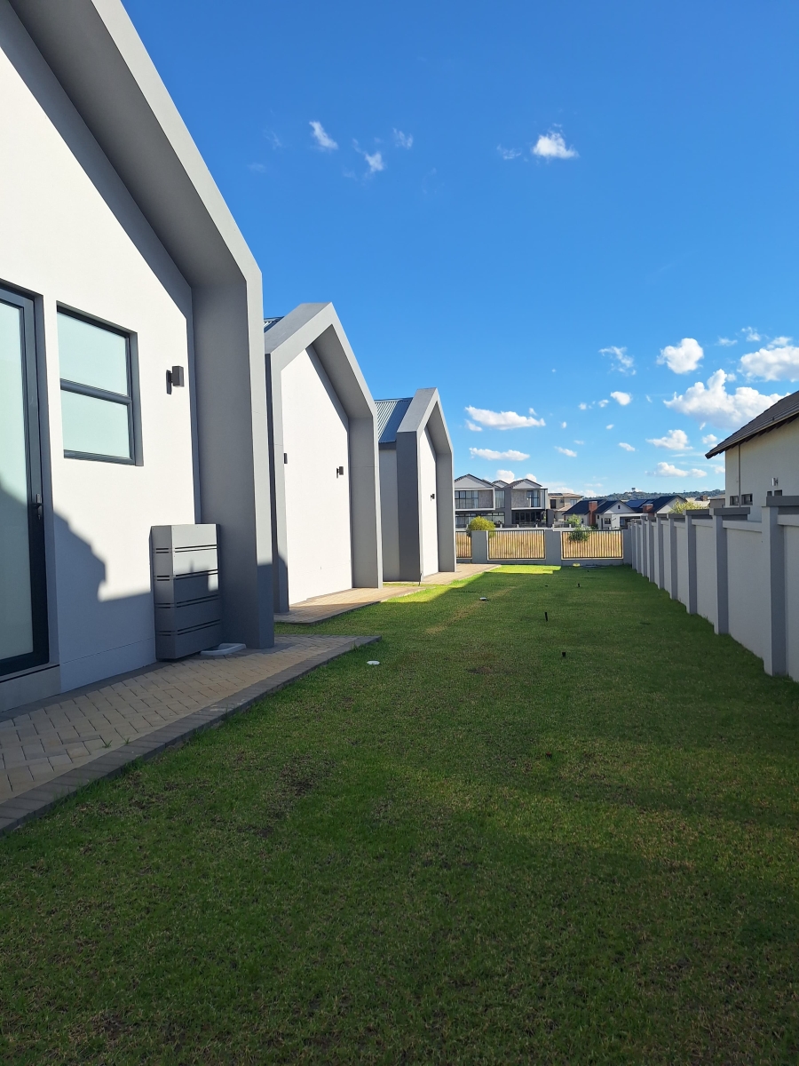 4 Bedroom Property for Sale in Woodland Hills Bergendal Free State